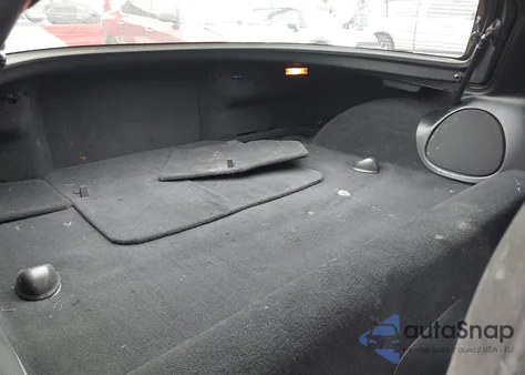 2002 Chevrolet Corvette z USA, uszkodzony, nr VIN 1G1YY22G025117044